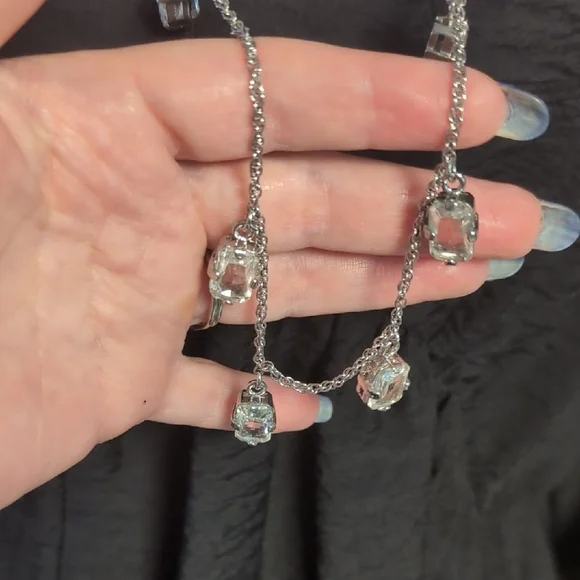 Ann Taylor Crystal Drop Necklace - Picture 5 of 9